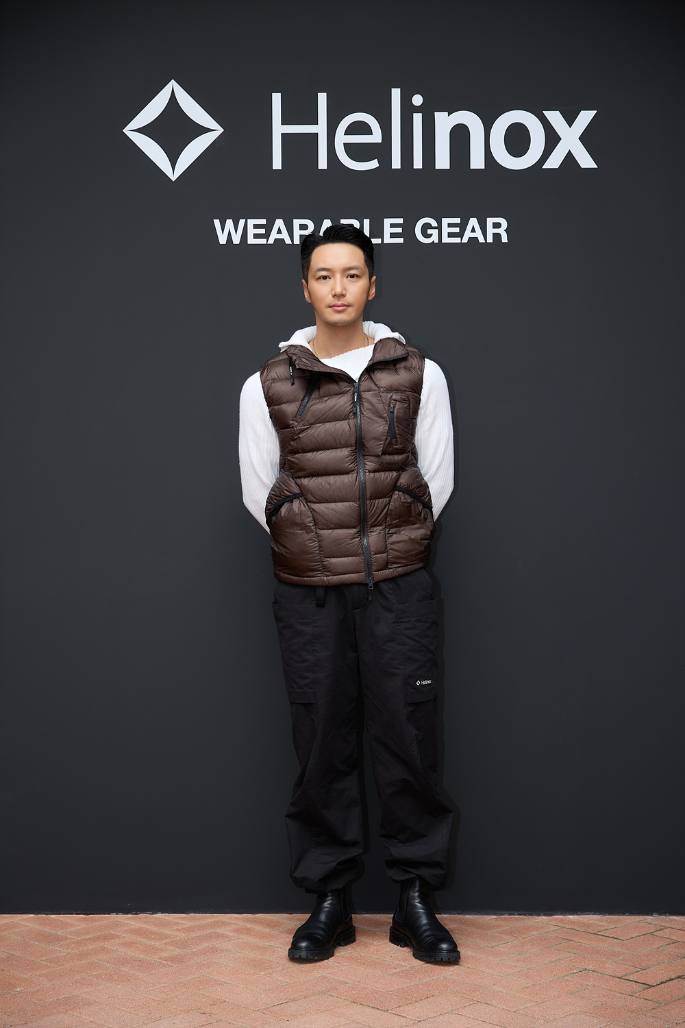 고수 · 변요한 · 셔누 · 리정 · 다영 ‘헬리녹스 웨어(Helinox Wear)’ 팝업 참석 1870-Image